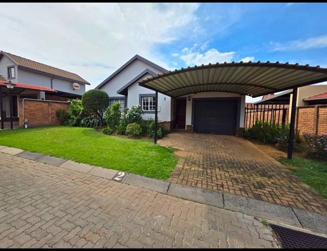 2 BEDROOM PROPERTY TO RENT IN GLEN MARAIS